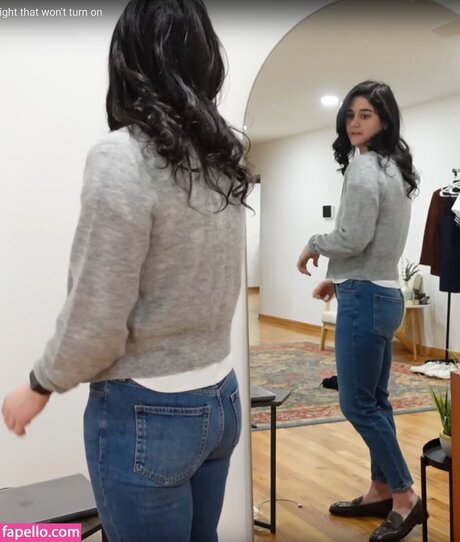 Elyse Myers sex pornstar picture