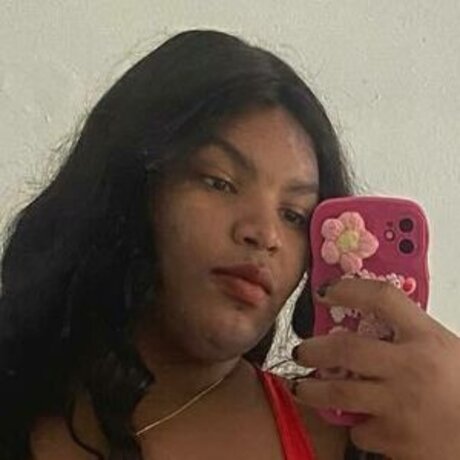 Airam Natt nude star img