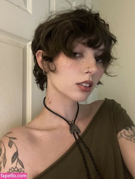 amaltheaorchid nude model picture