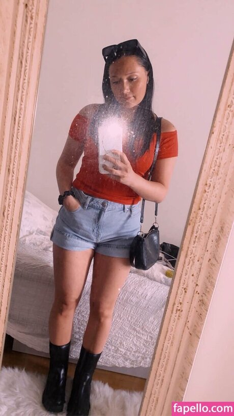 Alexandra Hetland Johnsen nude actress img