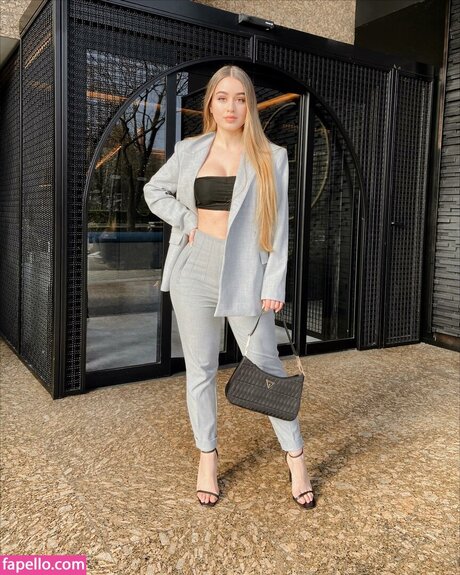 Susana Guerrero free star images