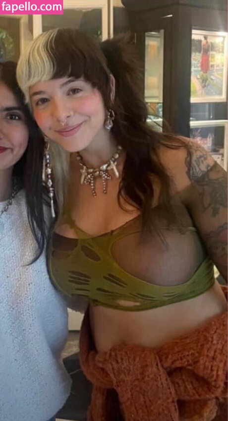 Melanie Martinez star beautiful pics