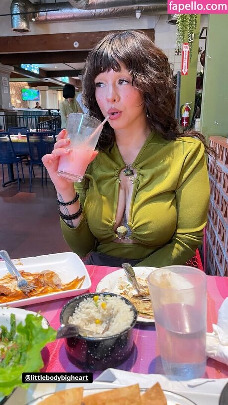 unknown onlyfans nude image