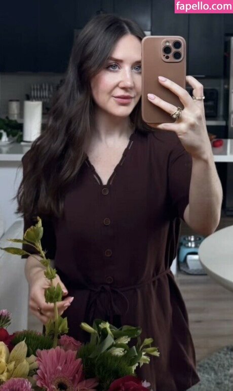 Johnie Maraist star pretty images