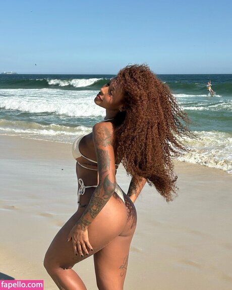 Giovanna Jacobina naked actress photos