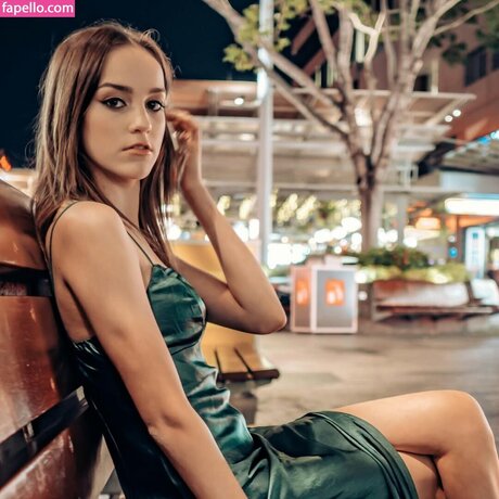 Nicola Crisa pornstar exclusive photo