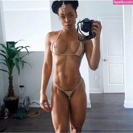 fitlolamontez xxx star pictures