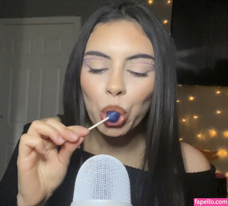 Tingly Asmr_ pretty actress image