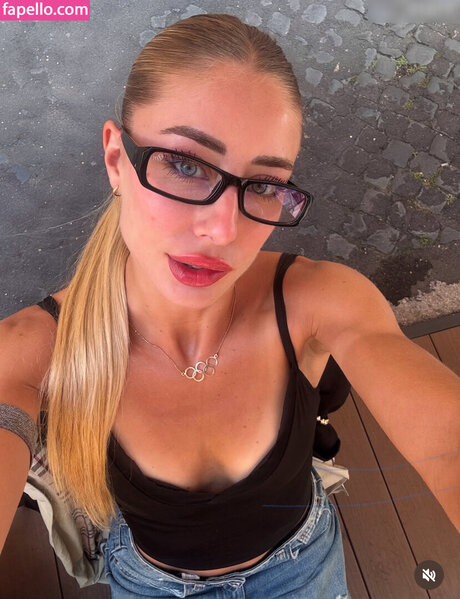 wet onlyfans free photos