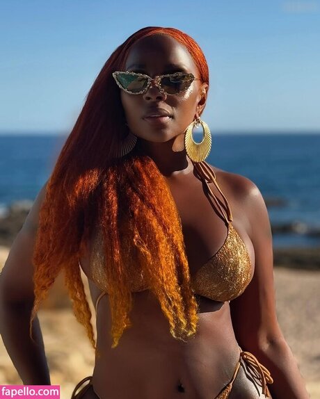 hairy asian onlyfans art nude photo