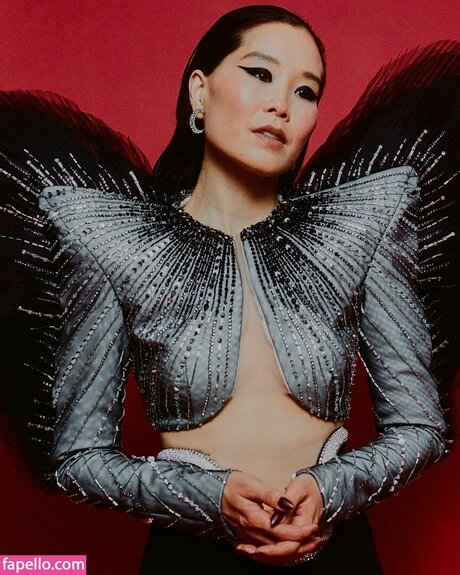 Alicia Hannah Kim star free pic