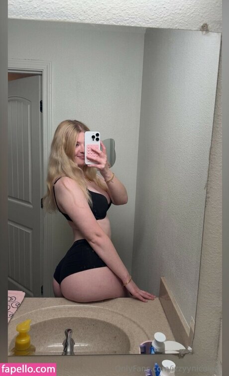 Izzy Nicole star nudes image