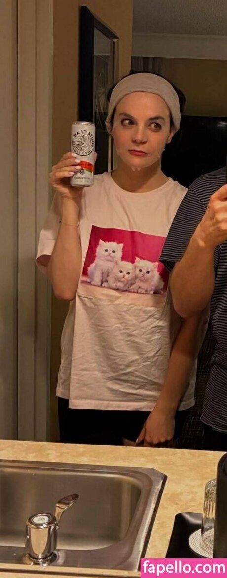 Bailey Meyers beautiful model gallery