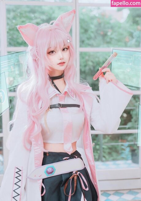 S Rodol 2 nude actress photos