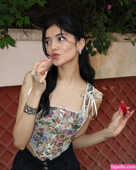 ishitasgj nudes actress archive