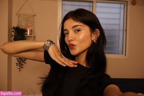 ishitasgj star naked archive