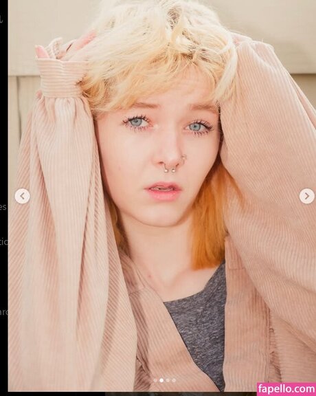 Imgiannasmith naked star picture