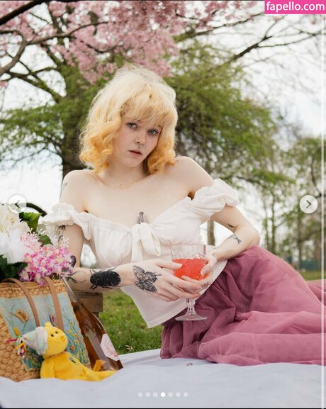 Imgiannasmith pornographic model pics