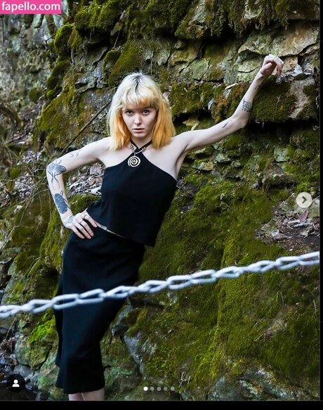 Imgiannasmith model high quality image