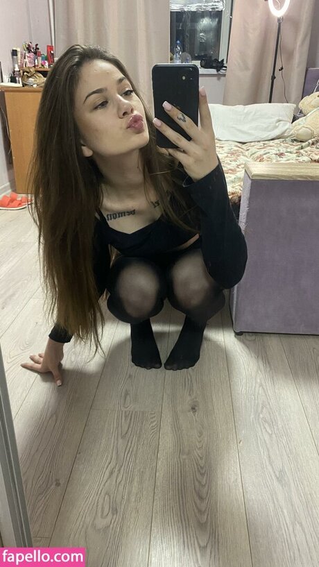 your bordeaux model erotic image