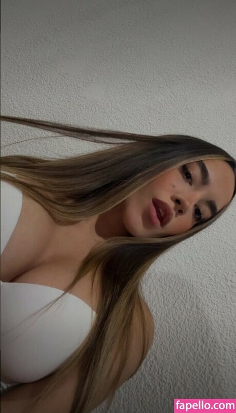 thukkylie star erotic pictures