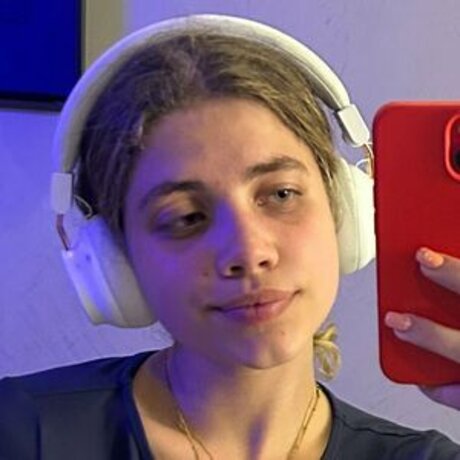 Mila Refacho art star pictures