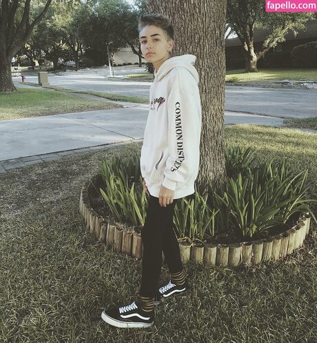 cute onlyfans erotic pics