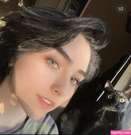 Ohkaylin sex star pics