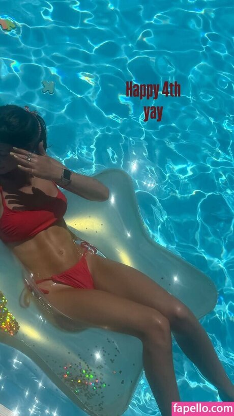 Skylar Martin pornstar naked photo