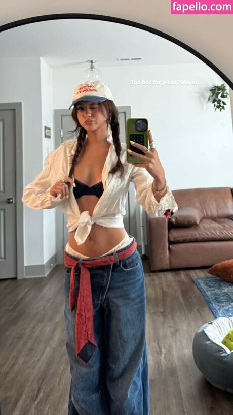 18 year old onlyfans sexy nude photos