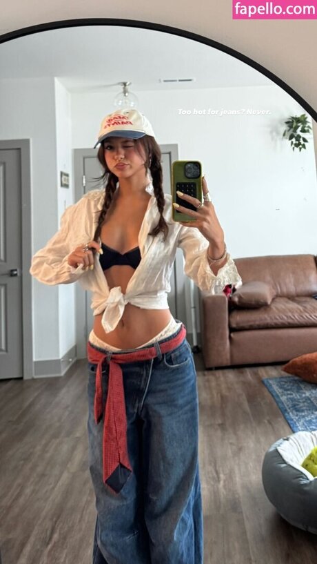 huge shemale onlyfans top images