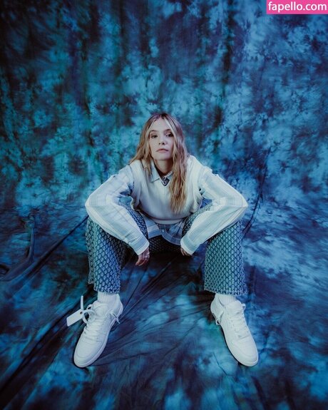 Esther Graf pornstar hd img