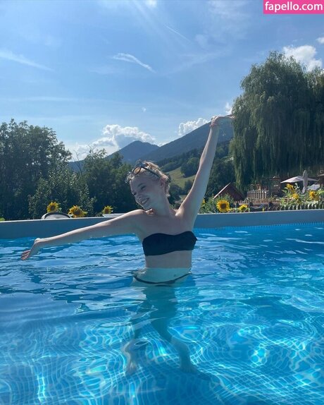 Esther Graf beautiful pornstar pictures