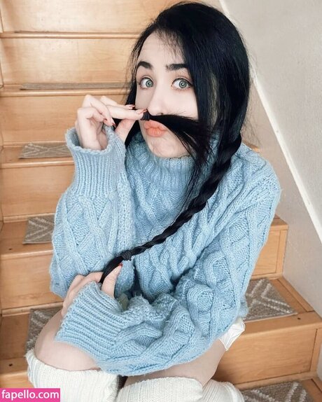 Amy Roberts hd actress picture