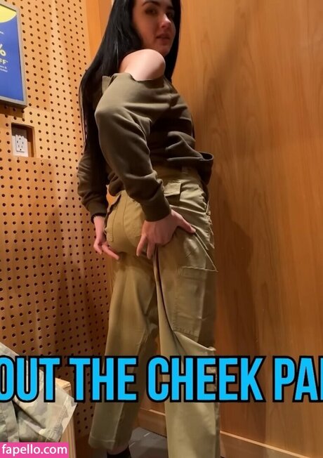 Amy Roberts model erotic picture