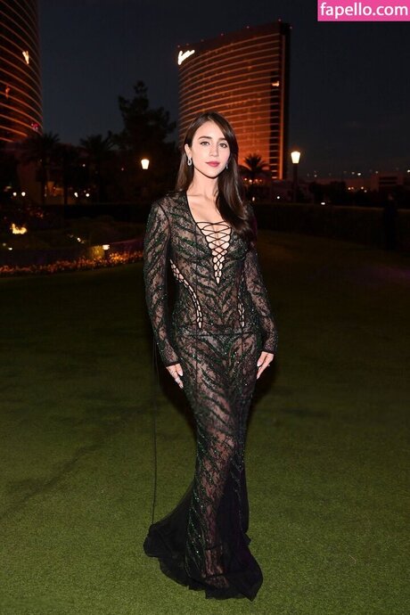 blonde cum onlyfans top pics