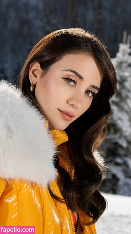 Caylee Cowan model archive