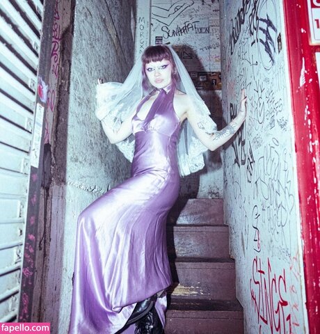 18 year old onlyfans pornos img