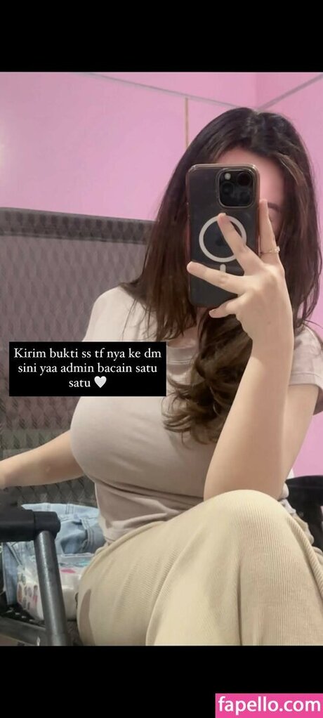 Keynacecia model beautiful image