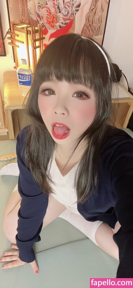 Rinanekomeow perfect model picture