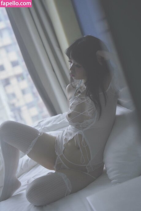 Rinanekomeow star xxx galleries