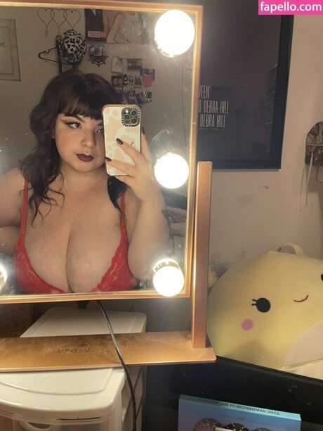 strawberryxfnta star nude photo