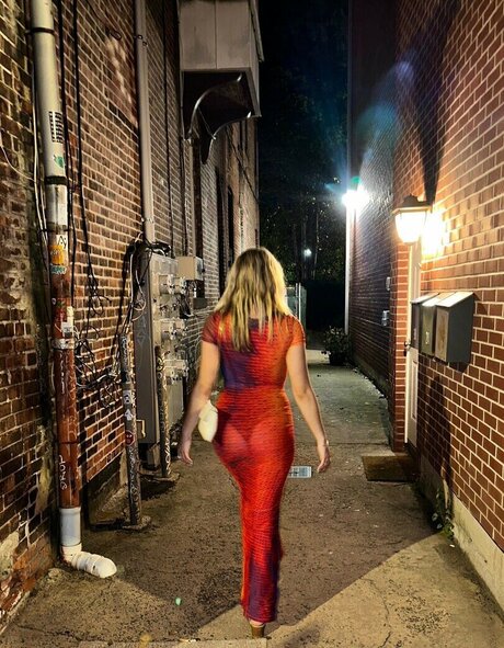 Sabrina Brier exclusive model pic