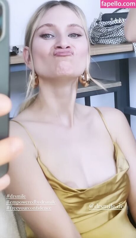 Carolin Niemczyk star exclusive gallery