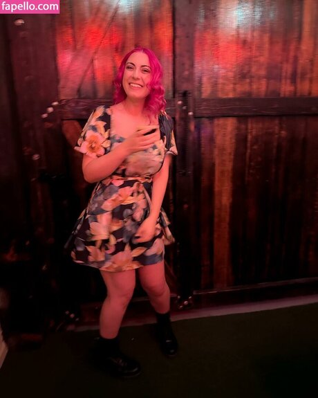 NicsandNacs actress gallery