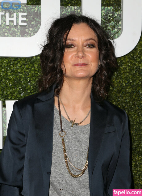 Sara Gilbert star sex img