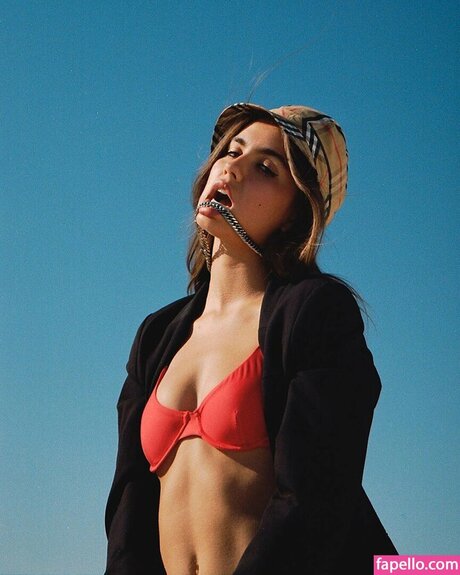 alexleeaillon model top image