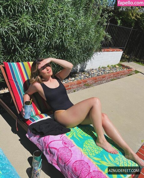 Chloe Breen model gallery