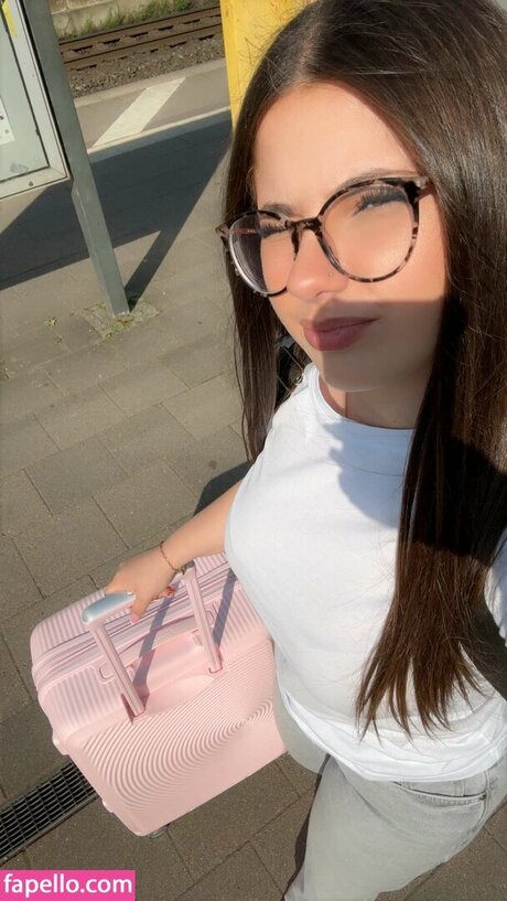 Lilousecret sex model img