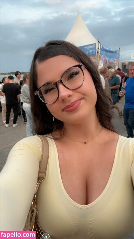 Lilousecret nice actress pic